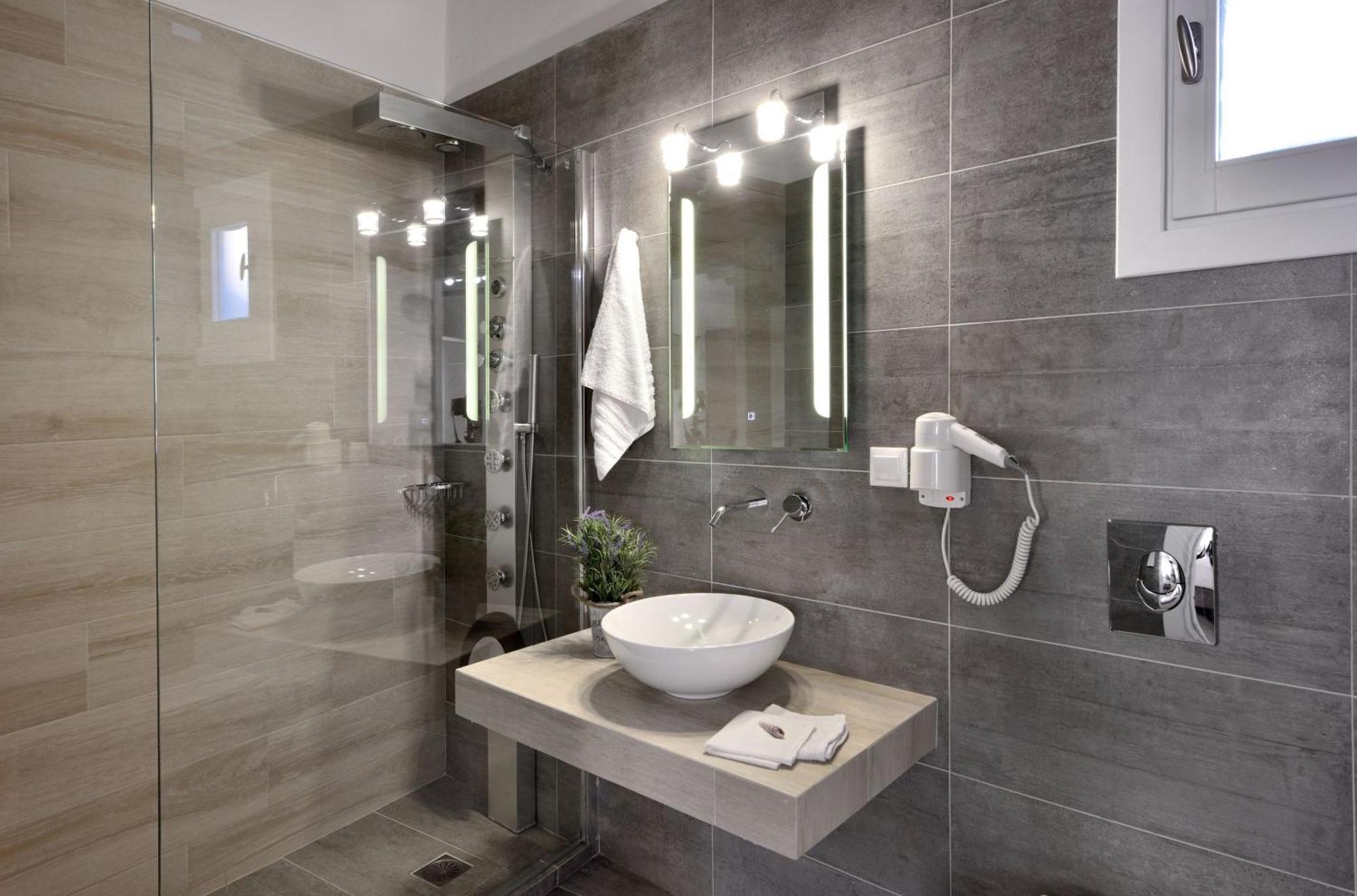 Amelie Suites Agios Stefanos  Exterior foto