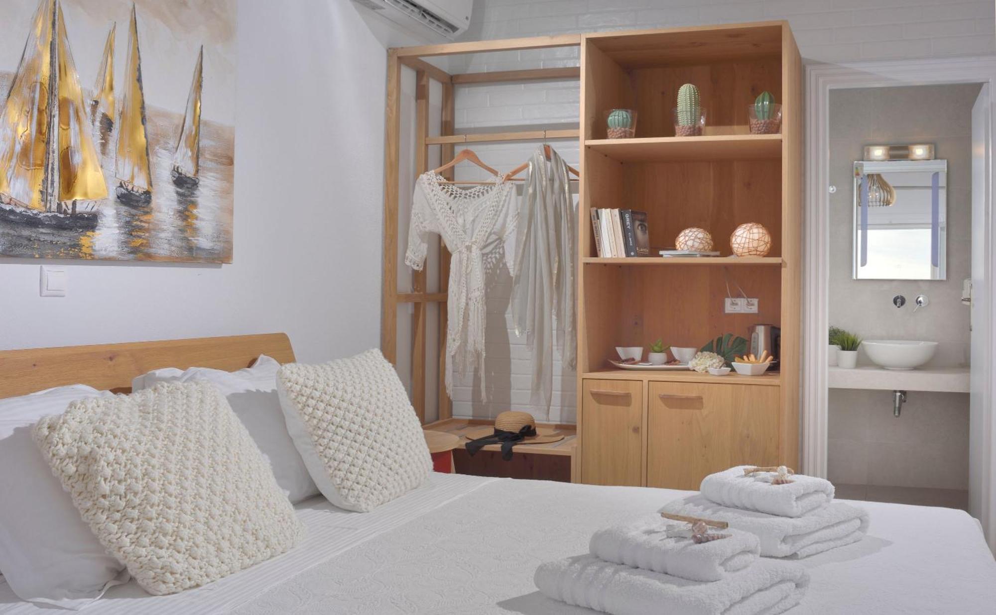 Amelie Suites Agios Stefanos  Exterior foto