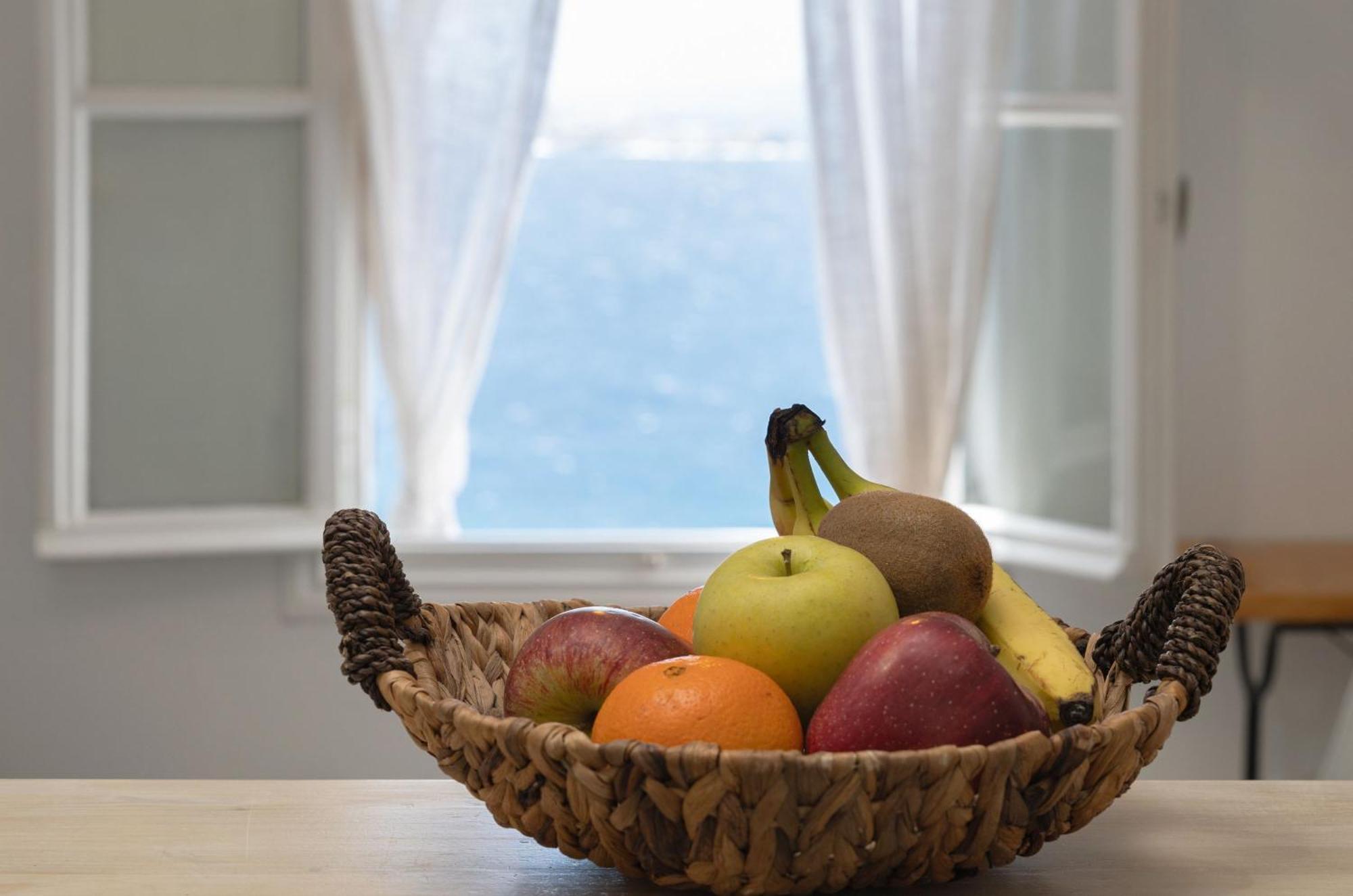 Amelie Suites Agios Stefanos  Exterior foto